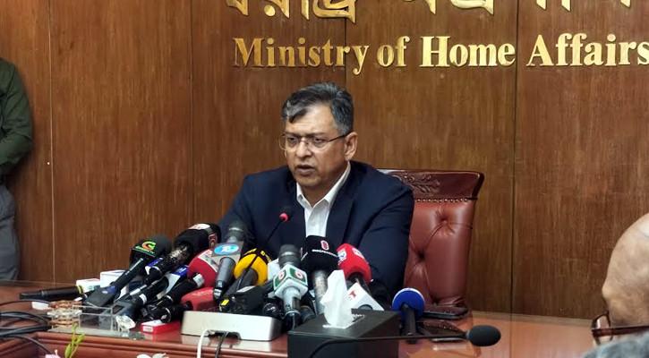 এআই প্রযুক্তিতে ঢাকার ট্রাফিক ব্যবস্থায় বড় পরিবর্তনের ইঙ্গিত: স্বরাষ্ট্রমন্ত্রী